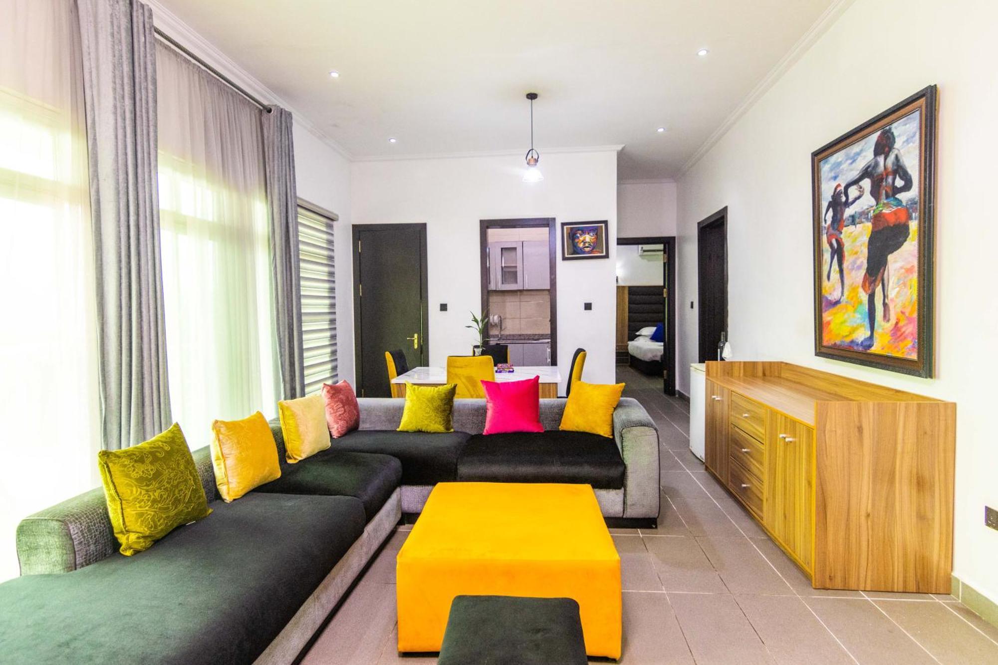 Nelson Mandela Gardens Hotel Okpanam Exterior foto