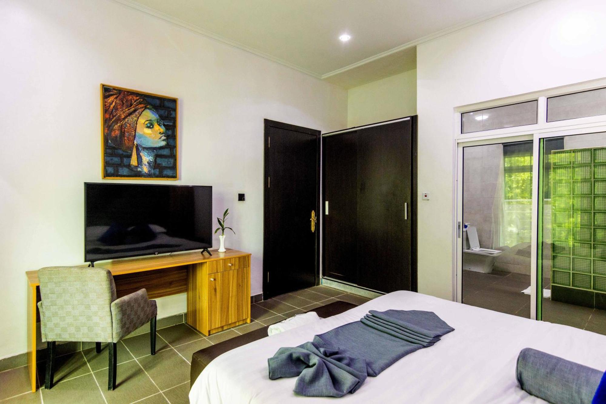 Nelson Mandela Gardens Hotel Okpanam Exterior foto